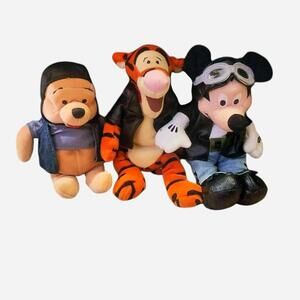 Disney lot of plush toys winnie tigger and mickey